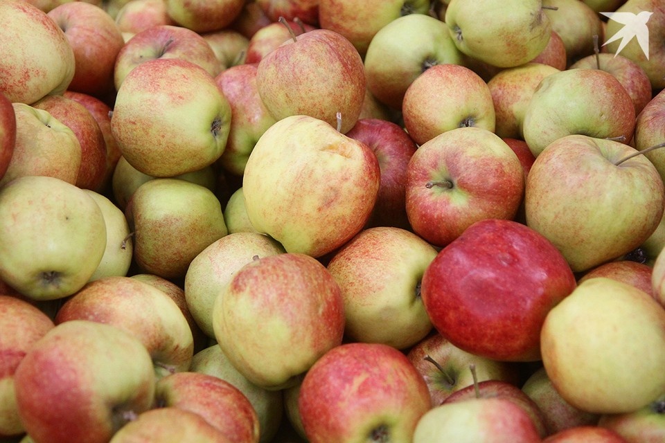    Медики советуют перекусить перед сном фруктом или зефиркой пациентам, страдающим мигренью. Павел МАРТИНЧИК