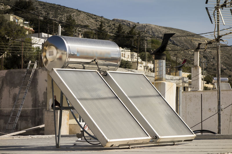    Пример солнечного коллектора для нагрева воды. Источник изображения: Kypros