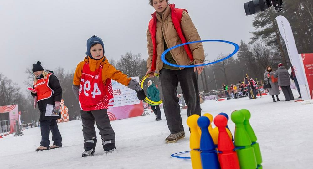 «Самое время жить»: как прошла благотворительная лыжня в парке Лазутиной