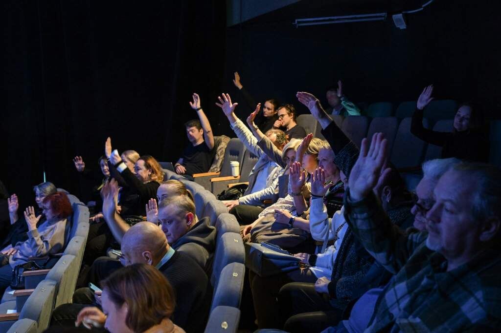    Фото со страницы Артема Демидова