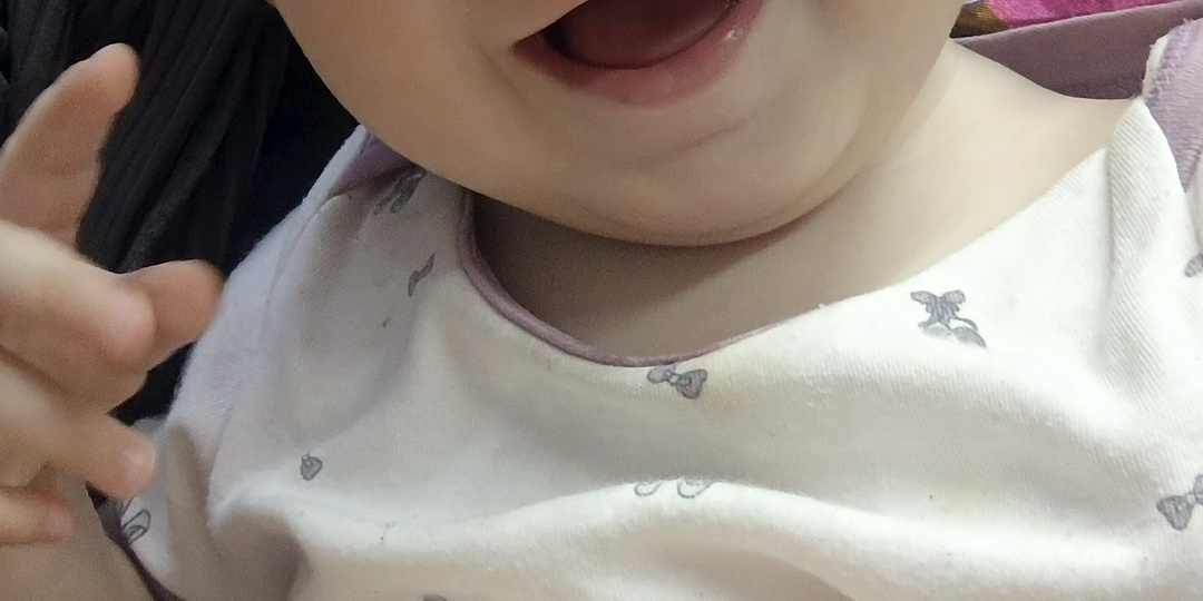 Царевне принцескиной 10 месяцев!