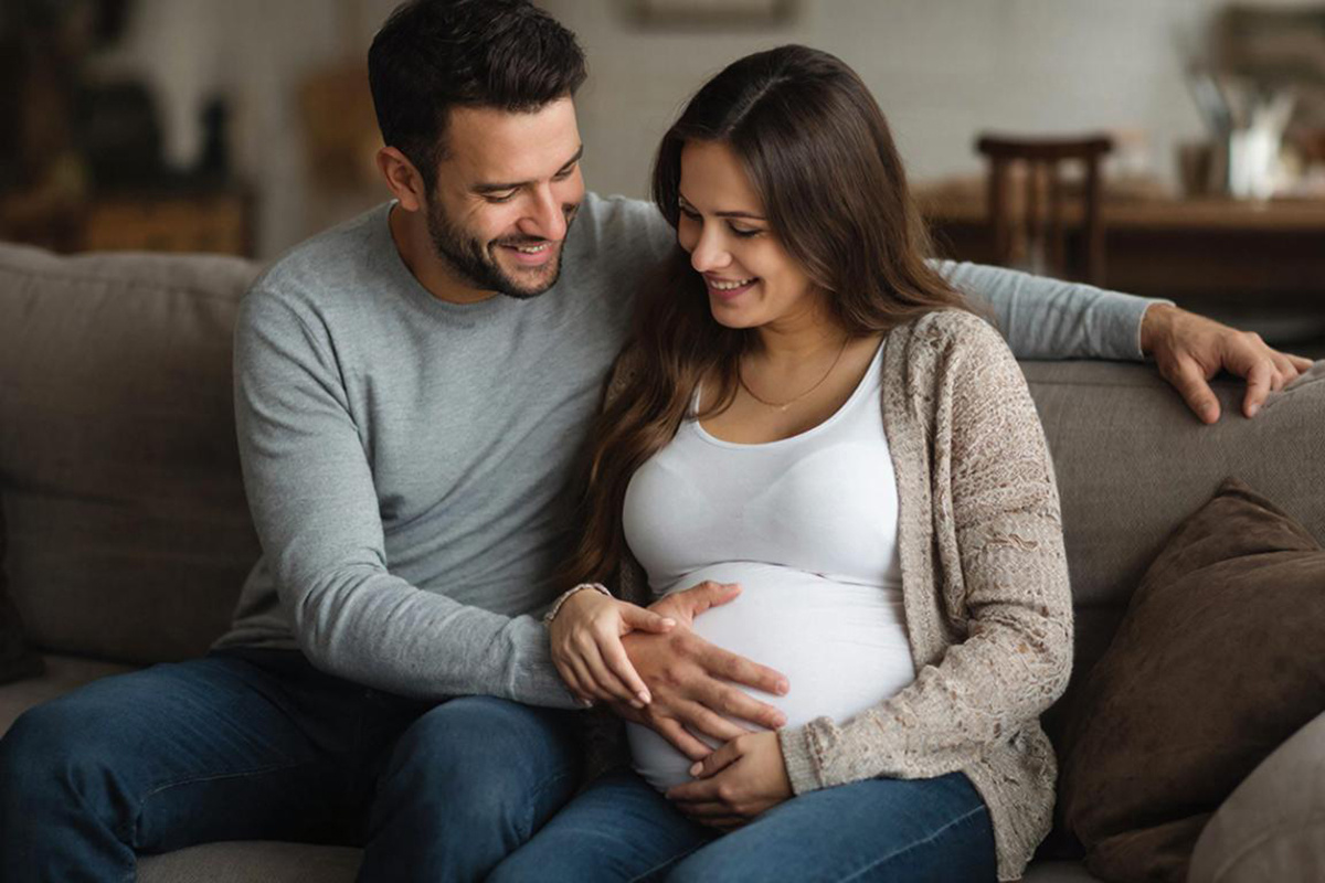 Медики должны будут окружить беременную заботой и вниманием.  Фото: Изображение сгенерировано с помощью ИИ / Светлана Возмилова