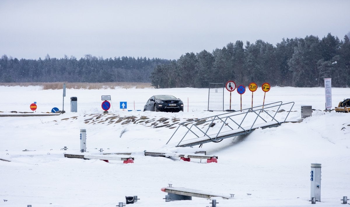 Ледовая дорога в Эстонии © соцсети