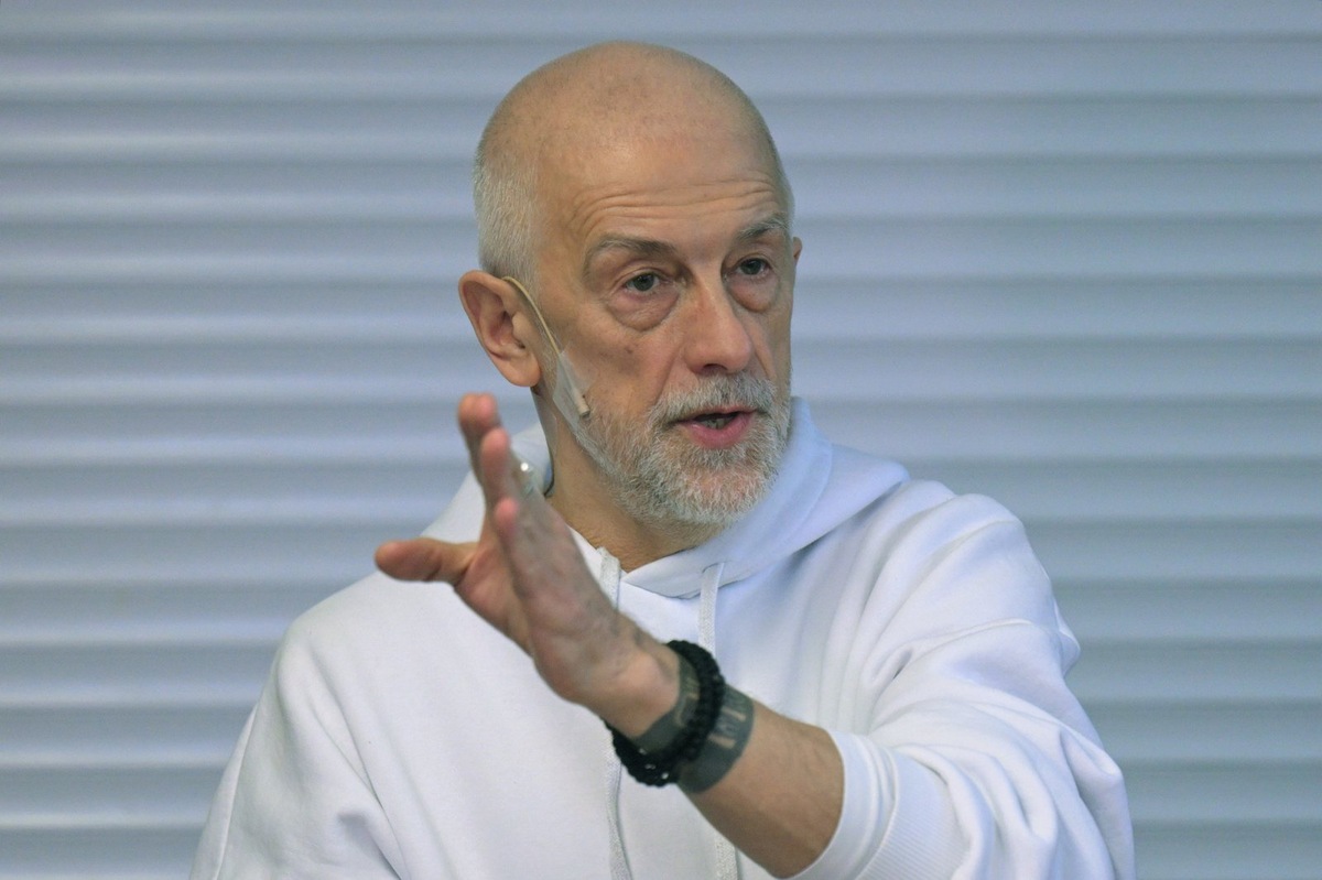    Эдуард Бояков