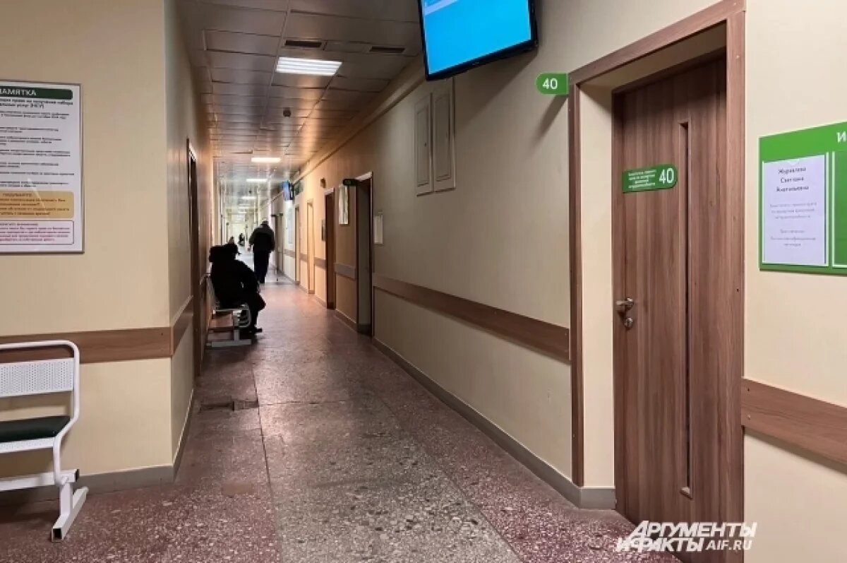    В Минздраве Прикамья объяснили сбой, вызвавший очереди в поликлиниках