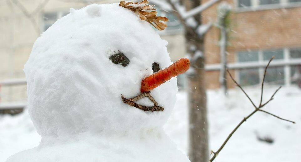    istockphoto.com/alexpurs