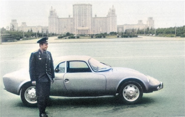 С титана на чугун: с каким гаражным кошмаром мирились Гагарин и первый отряд космонавтов