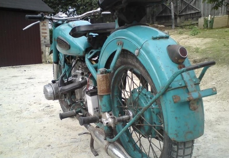 Почему Ирбитский завод отказался от цепи и превратил «Урал» в тяжелый двухколесный трактор