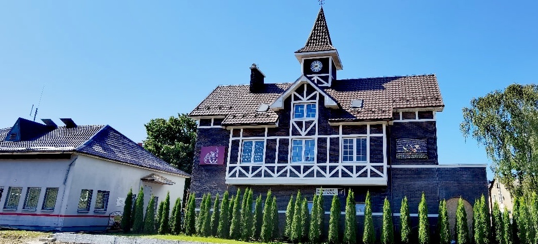 Здание ж/д вокзала