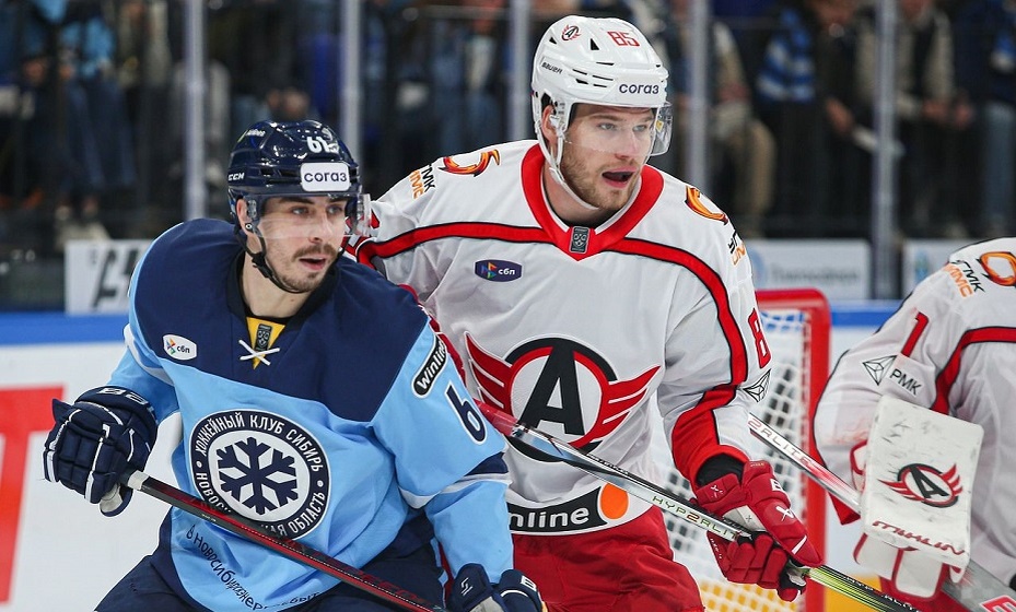    «Автомобилист» в матче КХЛ. Фото: ХК «Сибирь»