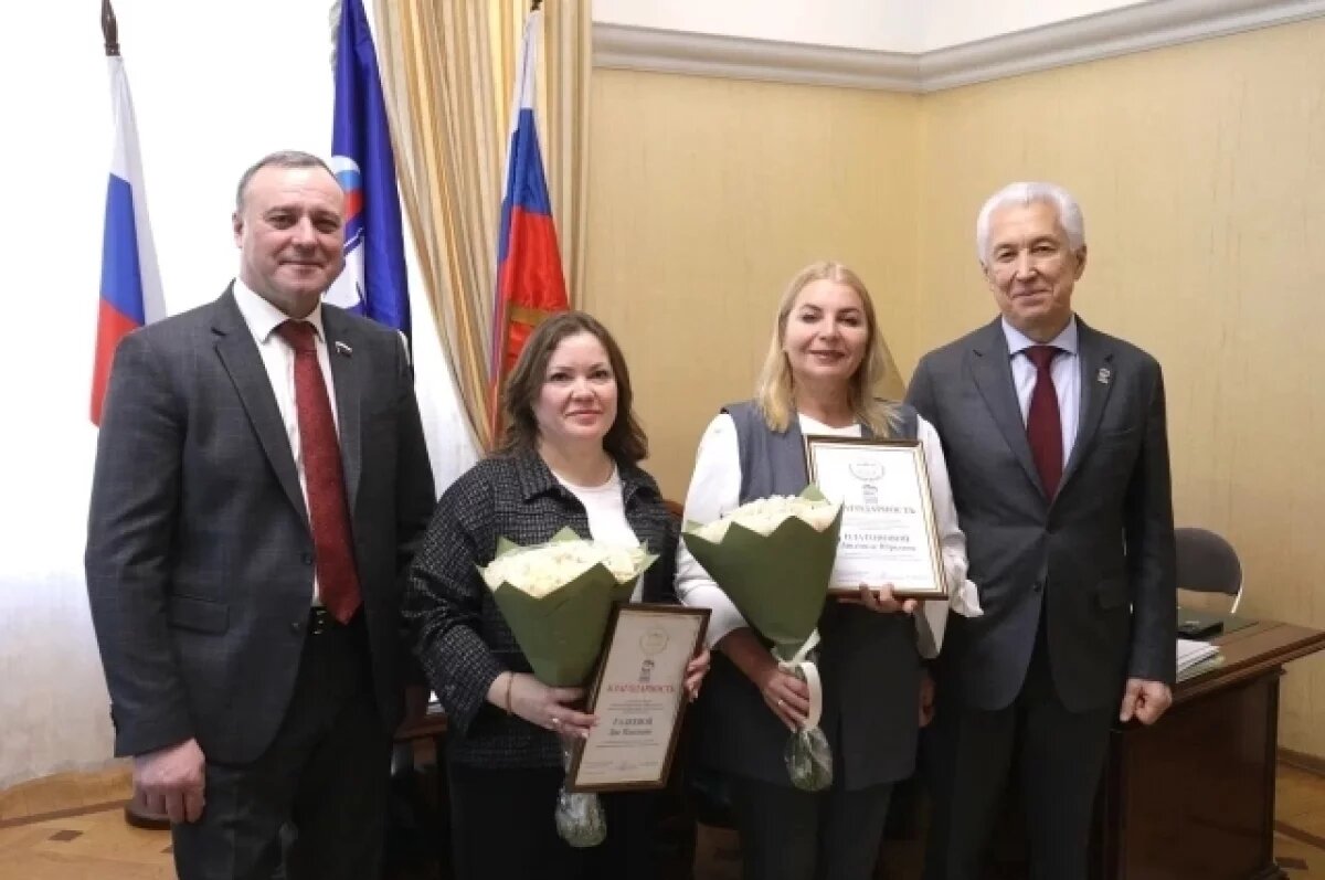    По инициативе Олега Димова оренбурженок пригласили в нижнюю палату парламента РФ.