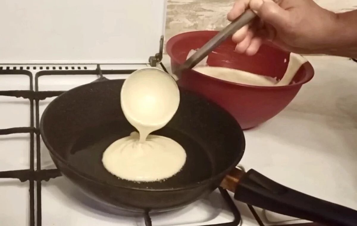    Врач-диетолог Залётова сказала, как сделать блины более полезными