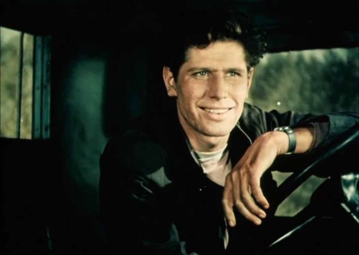    Геннадий Юхтин (кадр из фильма «Дело Румянцева»)