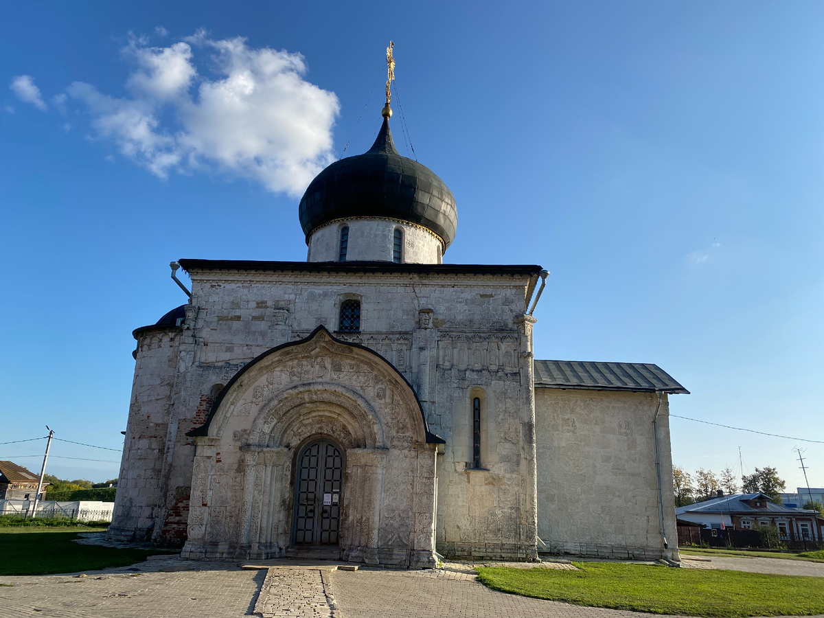 Георгиевский собор в Юрьеве-Польском 
