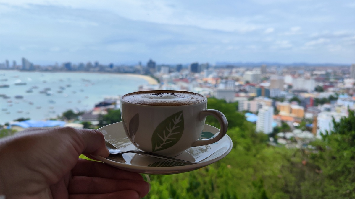 Самый вкусный кофе в Паттайе )) Чаевые по желанию.