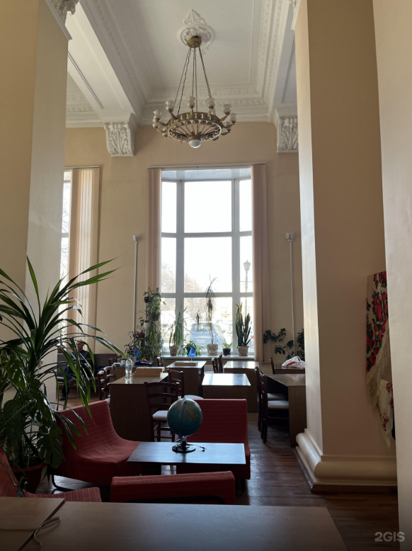 Фото взяты из 2гис. На фото Библиотека им.Лихачева (г. Новосибирск)