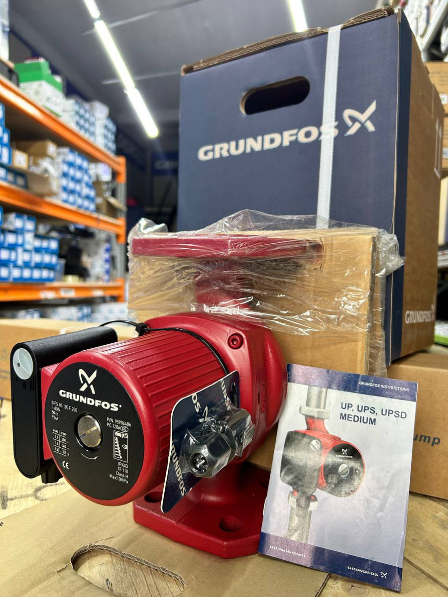 Циркуляционный насос Grundfos UPS 40-100 F 