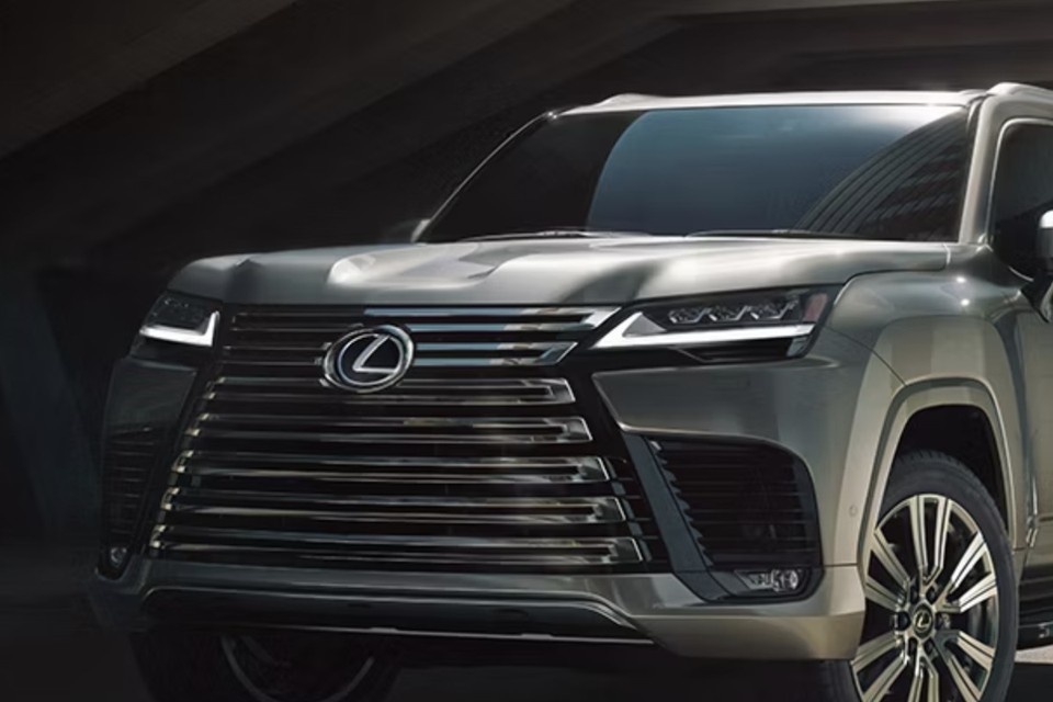    Новый Лексус ЛС уже в России / Фото официальный сайт Лексус