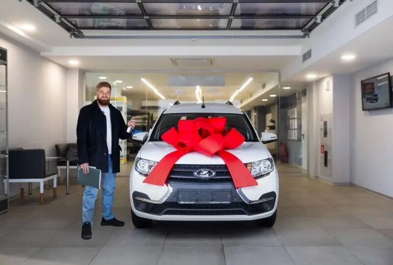 Четвертый ребенок – ключи от машины: как новороссийский бизнесмен Сергей Шишкарёв поддерживает многодетные семьи