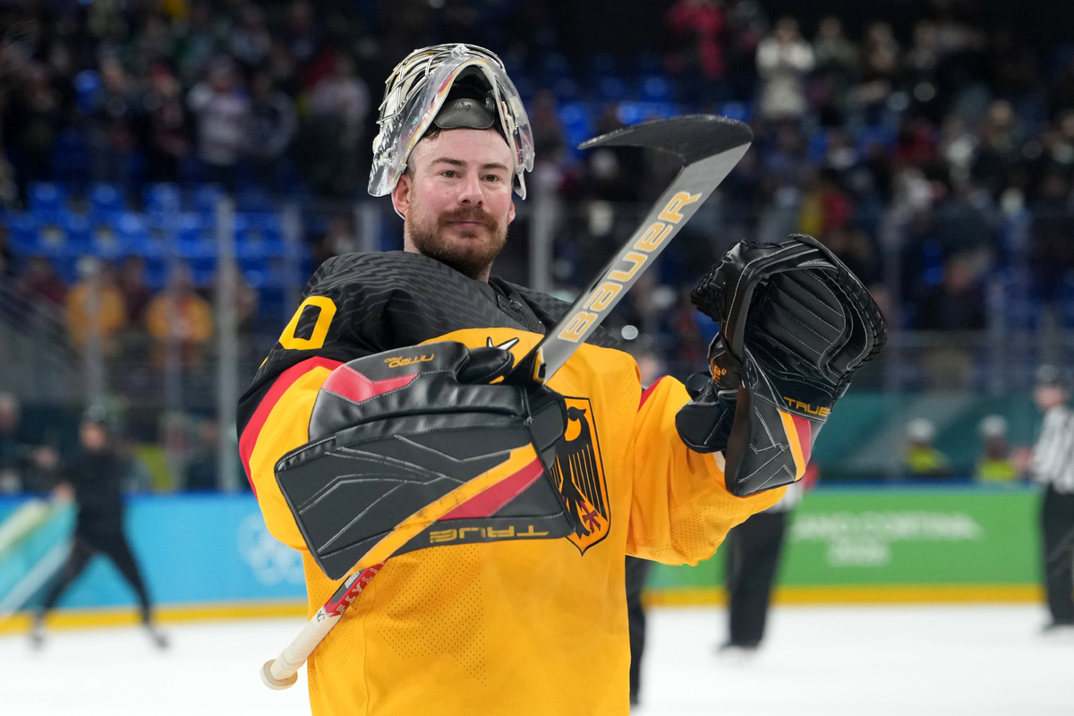    Олимпиада Милан хоккей сборная Германии Филипп Грабауэр АР