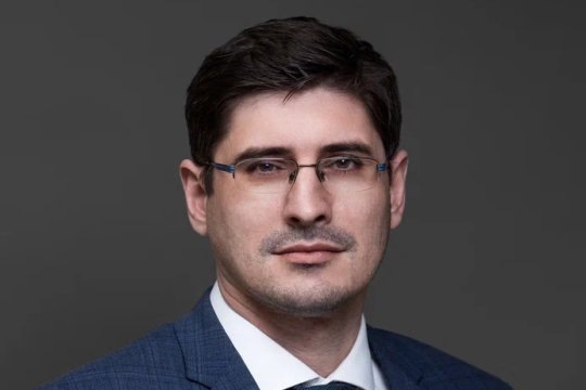    Он перейдет в руководство холдинга, объединяющего предприятия химической промышленности