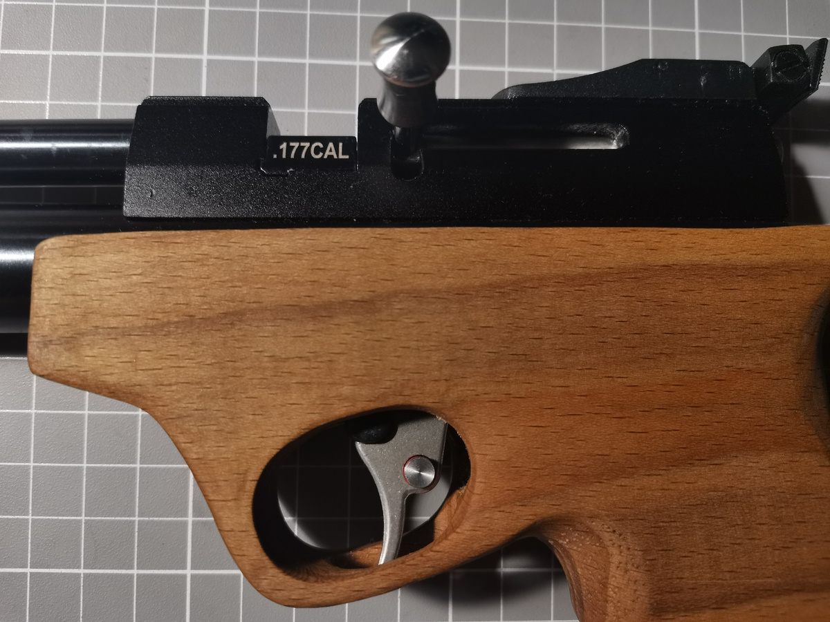 Ручка взвода не запирается в переднем положении