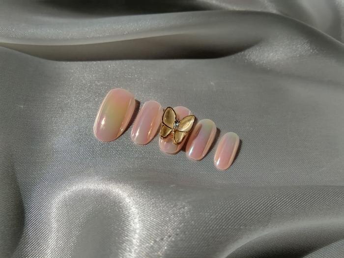 Обложка © Shutterstock / FOTODOM / Ameliaaa2930