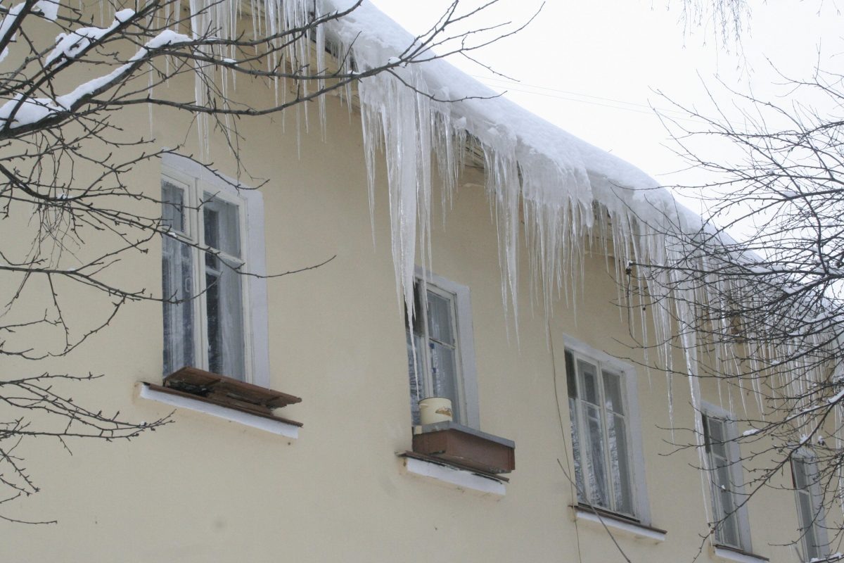    Своевременно не убранная наледь может быть смертельно опасна