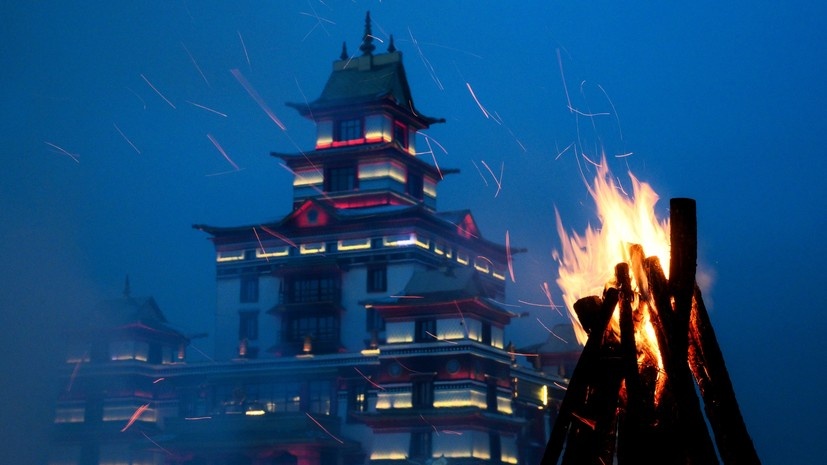     Буддийский ритуал очищения «Сор ёзулалы» (Дугжууба) РИА Новости Александр Кряжев