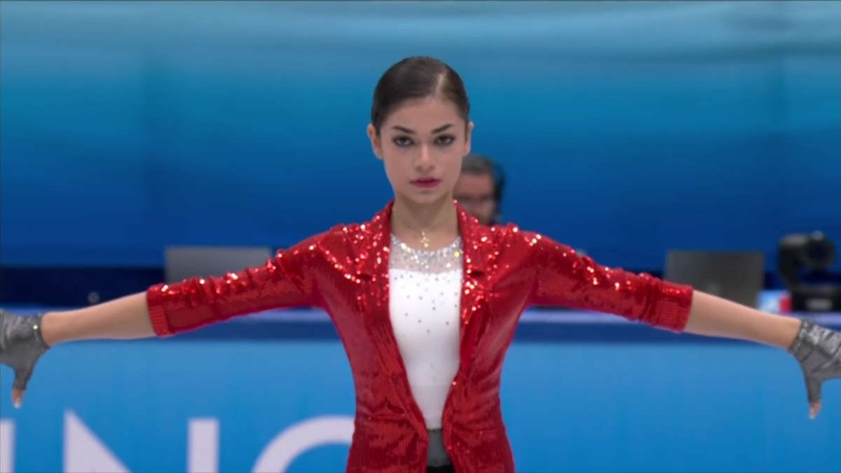    Аделия Петросян в Пекине на олимпийском отборочном турнире. Фото: стоп-кадр прямого эфира ISU