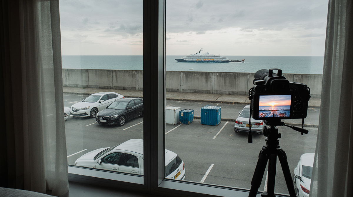 Создано с помощью ИИ