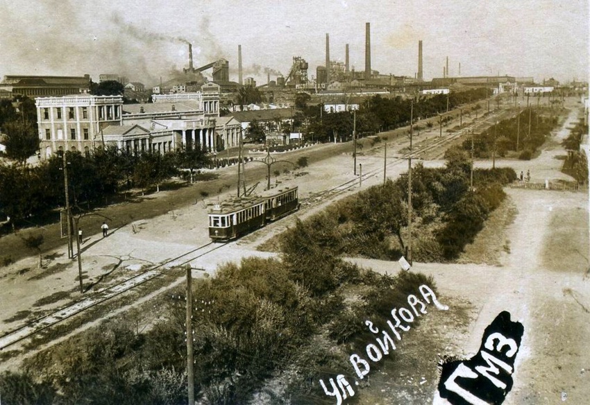 Клуб имени Энгельса в Керчи. 1935-1937 г.г.