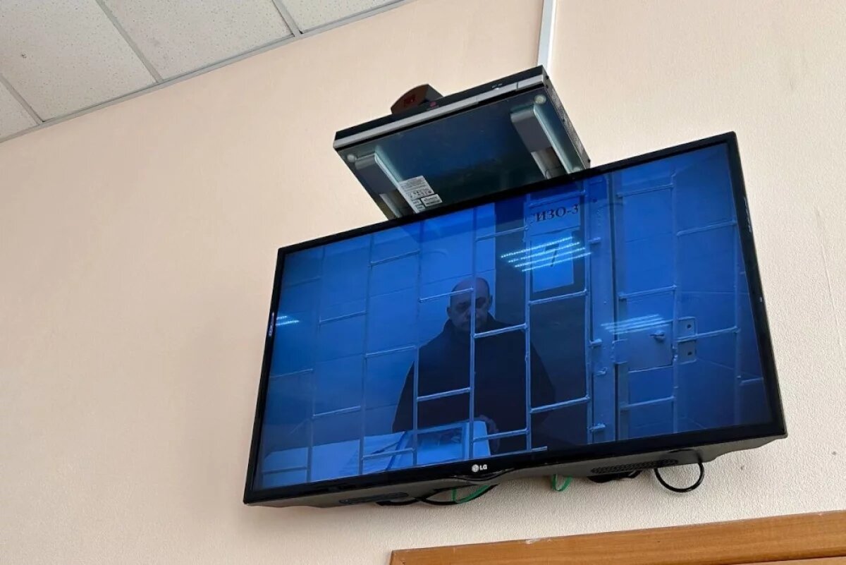    Адвокат: экс-губернатор Смирнов получал угрозы от неизвестных лиц