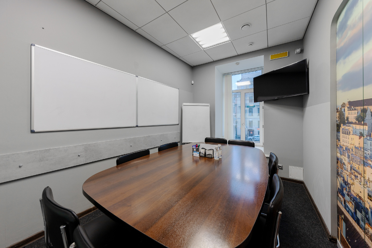Переговорная комната "На Мариенплац"
