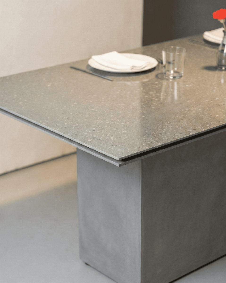 парящая столешница из микроцемента