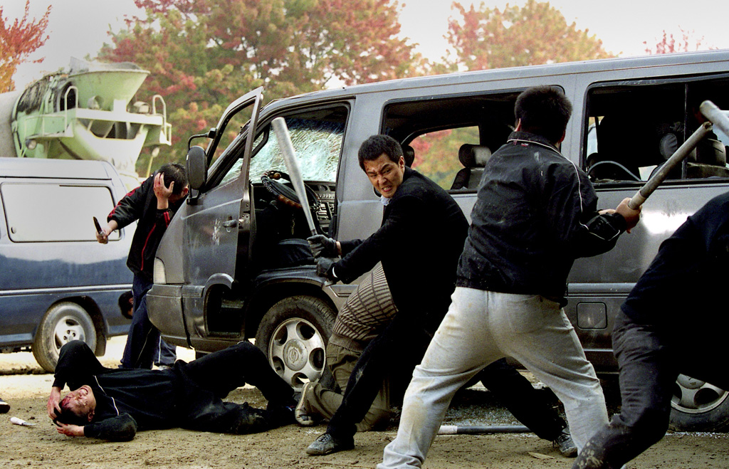 кадр из кинофильма "Карнавал бесчестия"