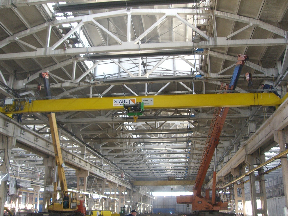 Монтаж мостового опорного крана тип EL-B. Монтаж производится фирмой КранШталь