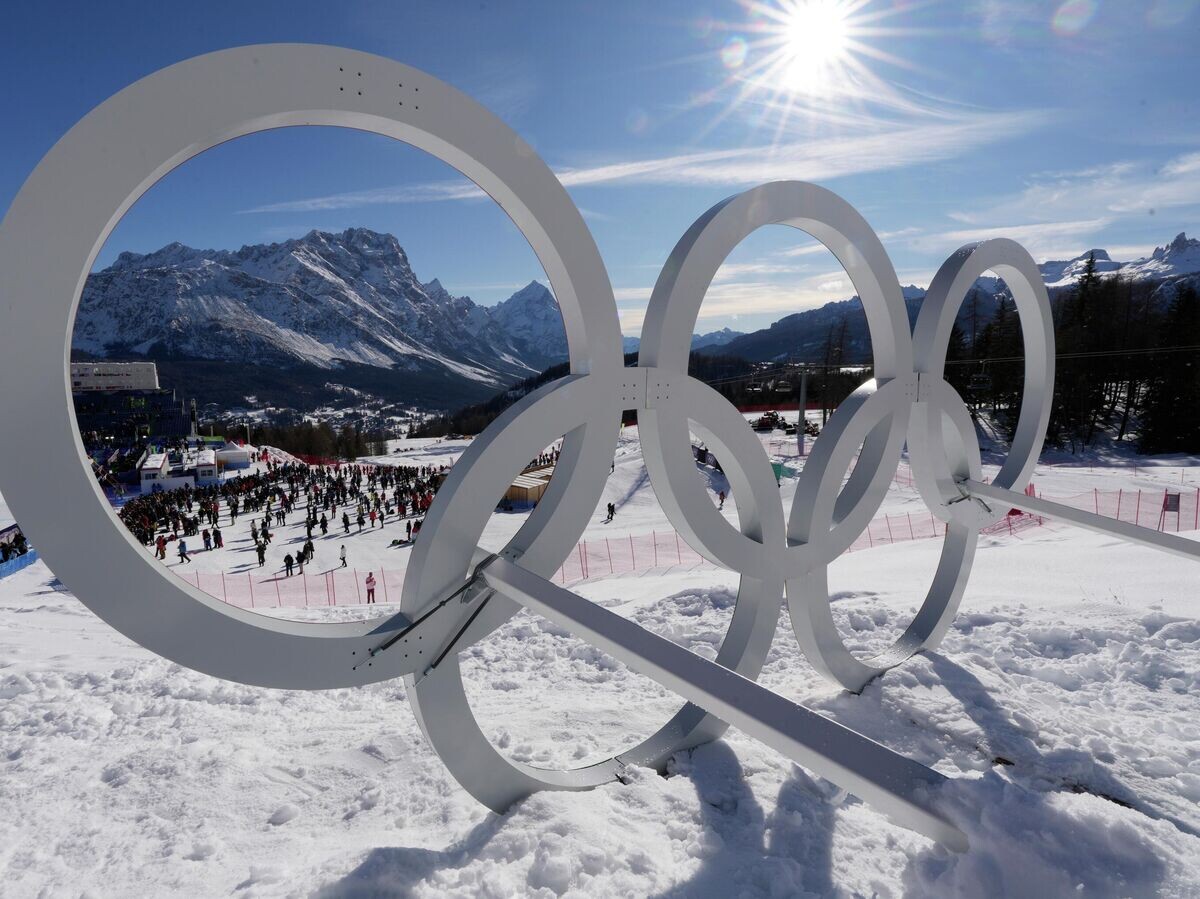    Олимпийские кольца в Италии | © AP Photo / Robert F. Bukaty