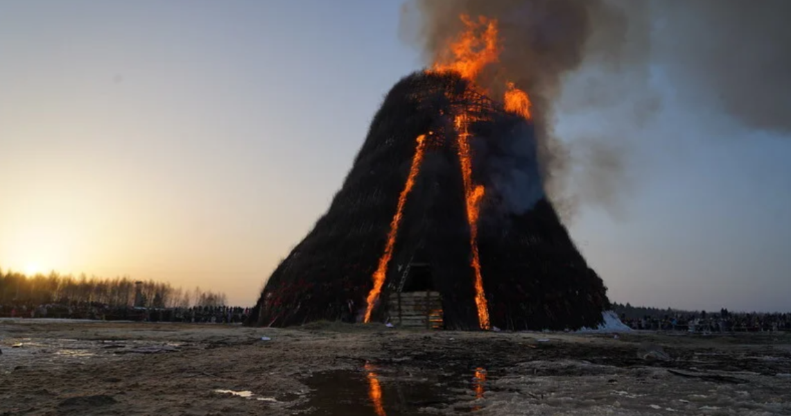 "Черная гора". Фото с сайта https://maslenitsa.nikola-lenivets.ru