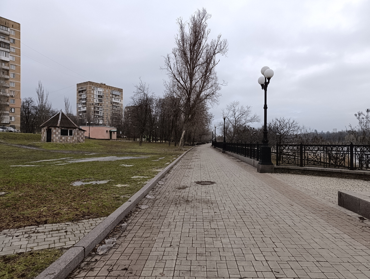 Набережная Кальмиуса.