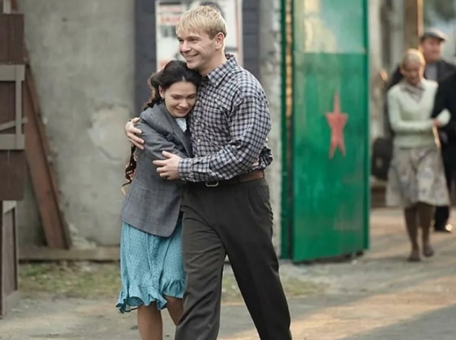 Кадр из фильма. Полина и Сергей Преображенский