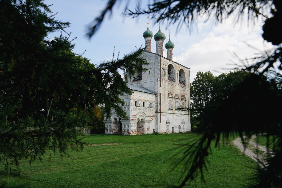 Ростовский Борисоглебский мужской монастырь