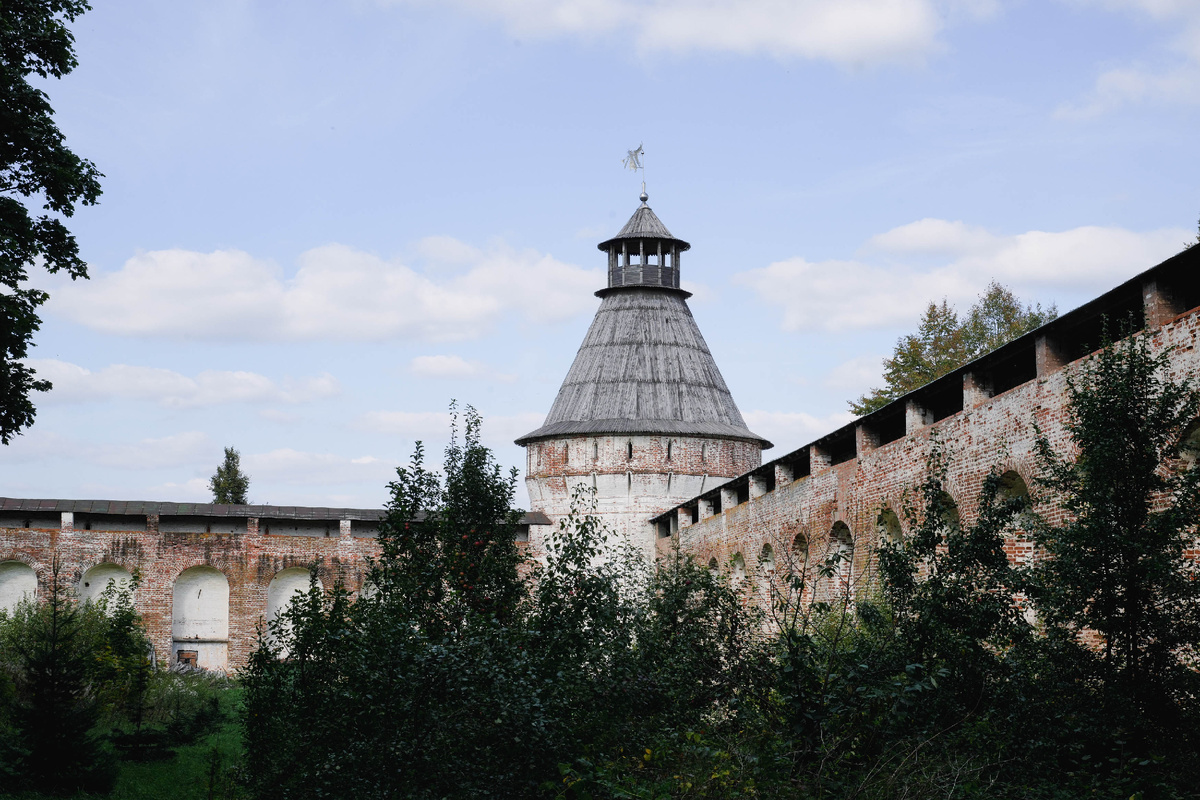 Ростовский Борисоглебский мужской монастырь