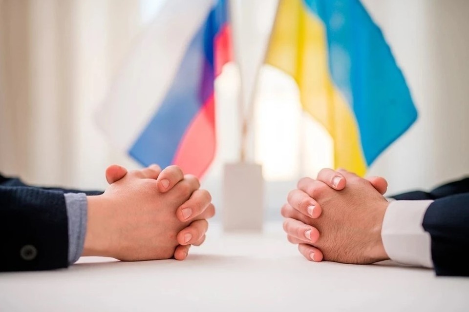    Делегации РФ и Украины договорились продолжить переговоры в Женеве 18 февраля Shutterstock