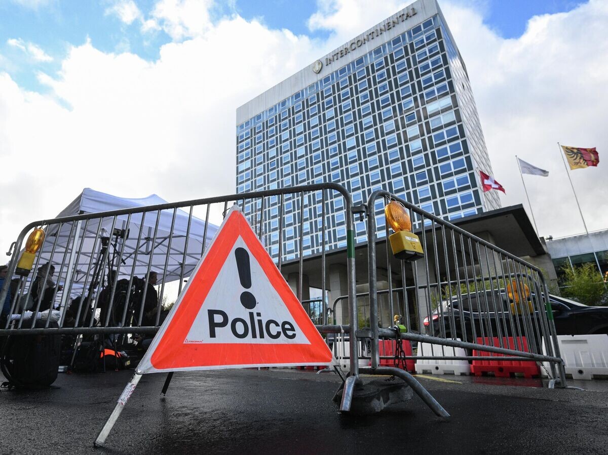    Отель "Интерконтиненталь" в Женеве во время проведения переговоров представителей России, США и Украины | © РИА Новости / Кирилл Зыков