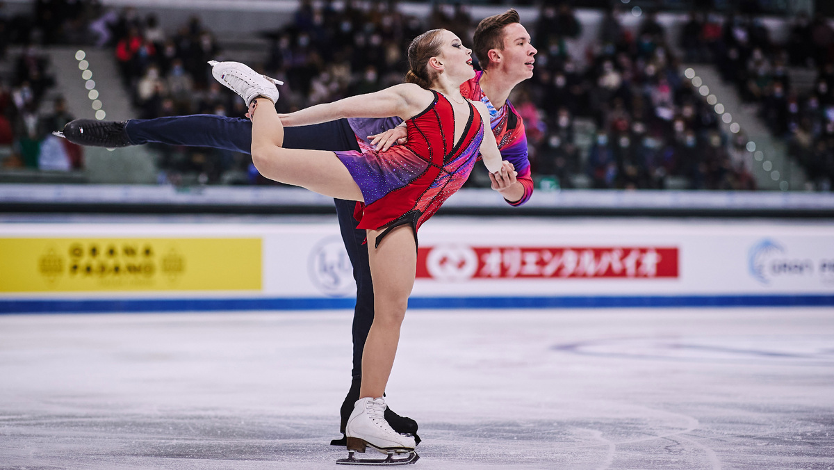    Юлия Артемьева и Михаил Назарычев фигурист (getty)