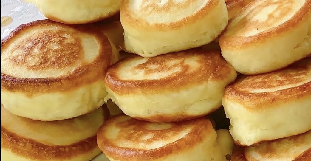 Секрет бабушкиных оладьев: Почему у всех получаются «подошвы», а у нее - воздушные облака?