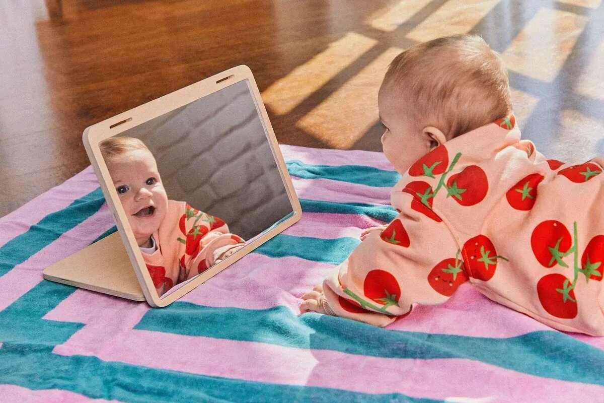 Безопасное зеркало для малыша для фокусировки взгляда