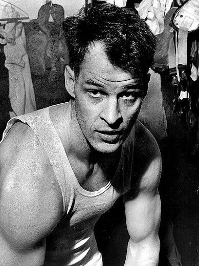 Молодой Горди Хоу / https://i.pinimg.com/736x/0f/df/14/0fdf14a08c7effcc3a274b2127bdd4be.jpg