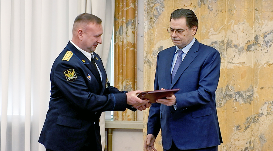    © АО "ТВ Центр"